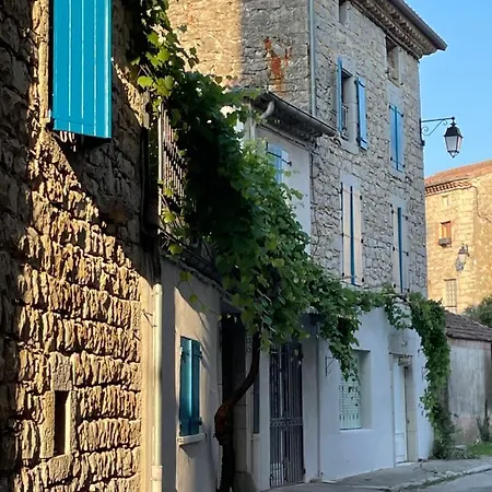 Les P'tits Velos فندق مبيت وإفطار 3*